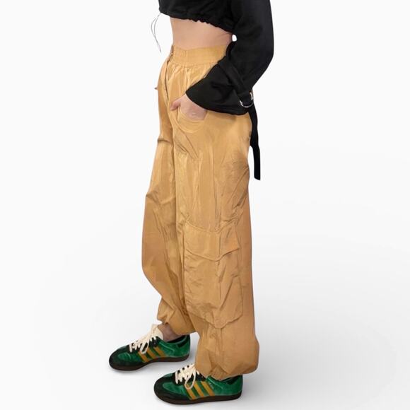 Anthropologie Pants - Pilcor Anthropologie Beige Tan Cinch Leg Baggy Parachute Pants Joggers Sz M